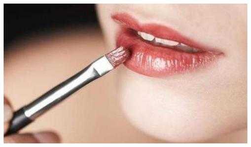 唇釉的用法有哪些?唇釉怎么涂好看 唇釉的用法有哪些?唇釉怎么涂好看