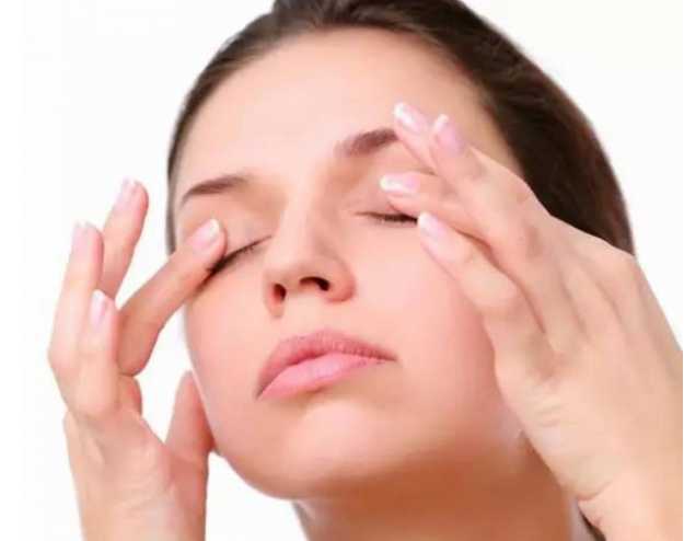 怎么去黑眼圈和眼袋的简单方法