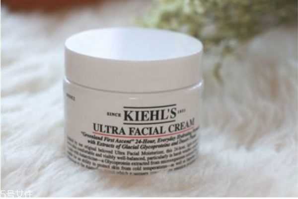 20岁适合用什么面霜