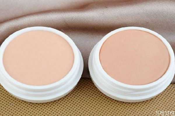 遮瑕膏使用痕迹明显怎么解决？如何正确使用遮瑕膏