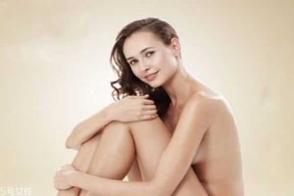 冬天身上起皮怎么办