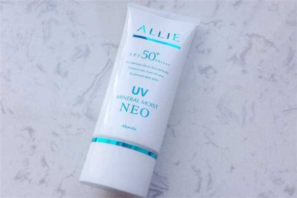 过期的防晒霜可以涂身上吗?过期的防晒霜可以涂脚吗 过期的防晒霜可以涂身上吗?过期的防晒霜可以涂脚吗