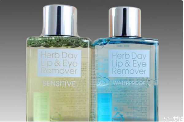 卸妆液和卸妆水一样吗 卸妆液和卸妆水的区别