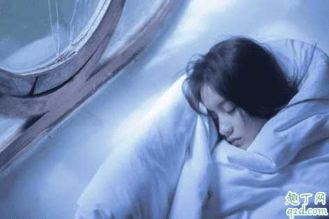 用什么方法可以让月经推迟绝经?怎么判断自己快绝经了 用什么方法可以让月经推迟绝经?怎么判断自己快绝经了