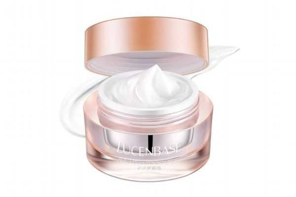 素颜霜晚上不洗行吗?素颜霜脱妆太快怎么解决 素颜霜晚上不洗行吗?素颜霜脱妆太快怎么解决