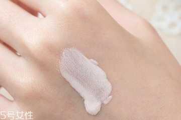 乳液状隔离霜适合什么肤质? 乳液状隔离霜适合什么肤质?