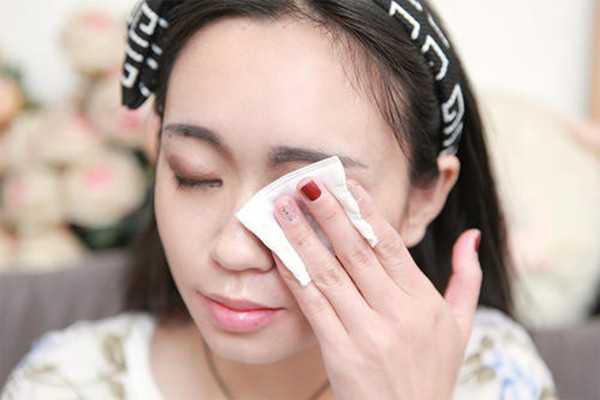 眼部卸妆步骤是什么？眼部怎样卸妆才干净