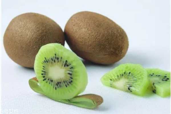 皮肤暗黄黑眼圈重怎么办