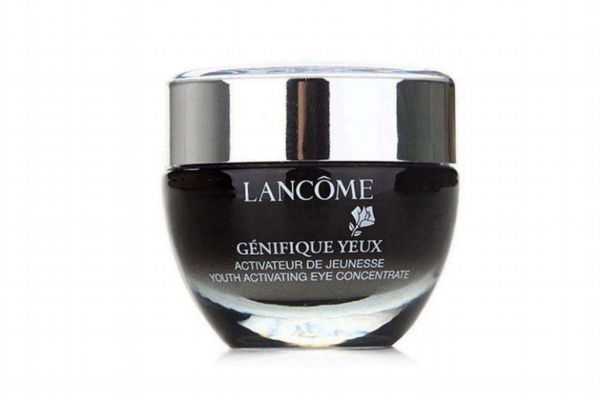 眼霜用15ml的还是30ml的?眼霜是早晚都要用吗 眼霜用15ml的还是30ml的?眼霜是早晚都要用吗