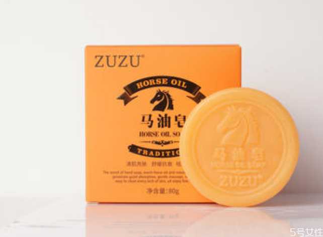 马油皂可以去黑头粉刺吗?马油皂怎么去黑头粉刺 马油皂可以去黑头粉刺吗?马油皂怎么去黑头粉刺