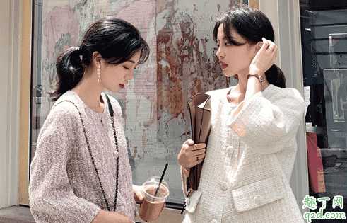 小香风套装面料容易起球吗?小香风套装适合什么季节穿 小香风套装面料容易起球吗?小香风套装适合什么季节穿