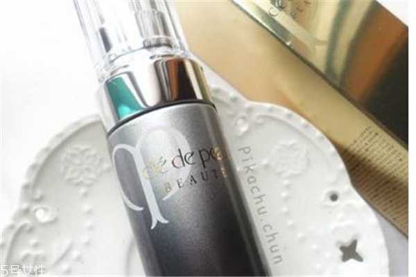 美白精华液哪个好