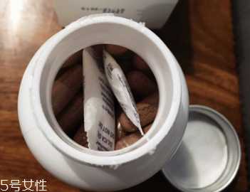 unichi玫瑰果胶囊怎么吃？unichi美白丸服用方法