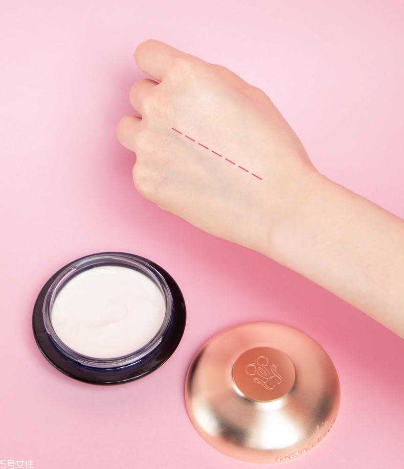 娇兰御廷兰花面霜怎么按摩