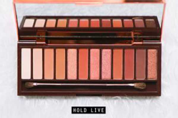 什么牌子的眼影好不脱妆 什么牌子的眼影好不脱妆