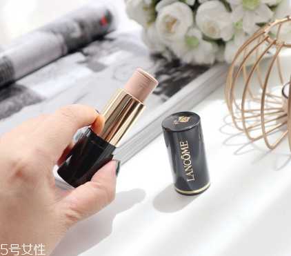 兰蔻粉底棒好用吗? 兰蔻粉底棒好用吗?