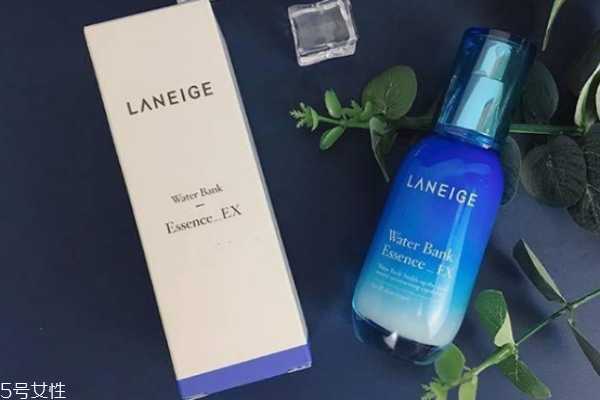 精华液按压式和滴管式哪个好