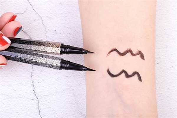 柏瑞美眼线笔晕妆吗?柏瑞美眼线液笔怎么样 柏瑞美眼线笔晕妆吗?柏瑞美眼线液笔怎么样