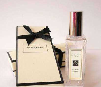 祖马龙蓝风铃香水适合什么年龄?祖马龙蓝风铃适合什么场合 祖马龙蓝风铃香水适合什么年龄?祖马龙蓝风铃适合什么场合