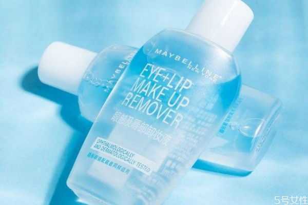 卸妆液和卸妆水一样吗 卸妆液和卸妆水的区别