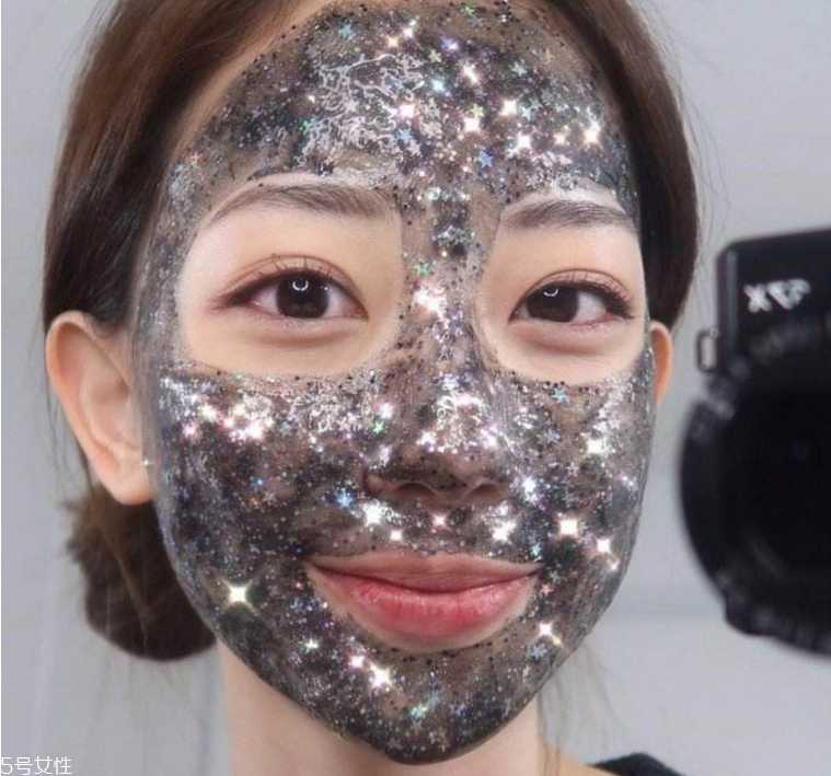 pny7s星空面膜敷多久 将银河贴在脸上
