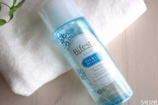 曼丹眼唇卸妆液好用还是贝德玛？