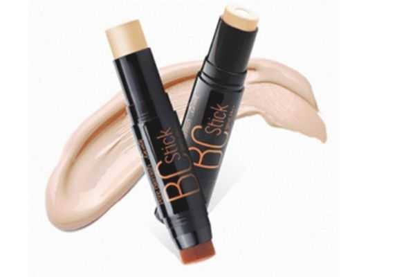 如何使用粉底棒？粉底棒在哪个步骤使用