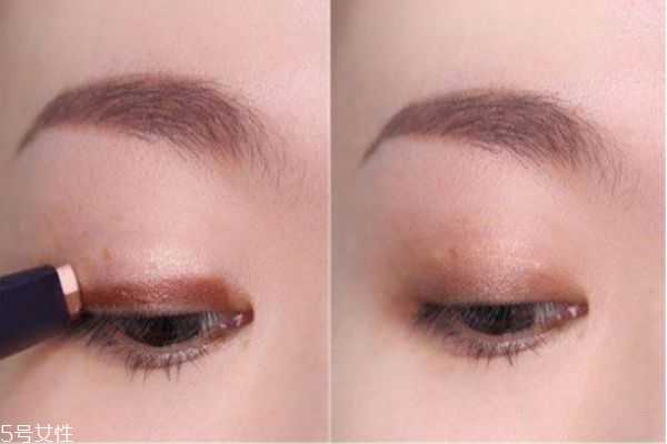 双色眼影棒要怎么用？双色眼影棒画法步骤