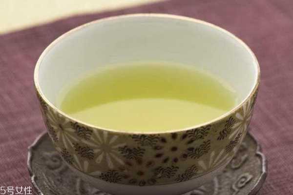 茶水洗脸有什么好处