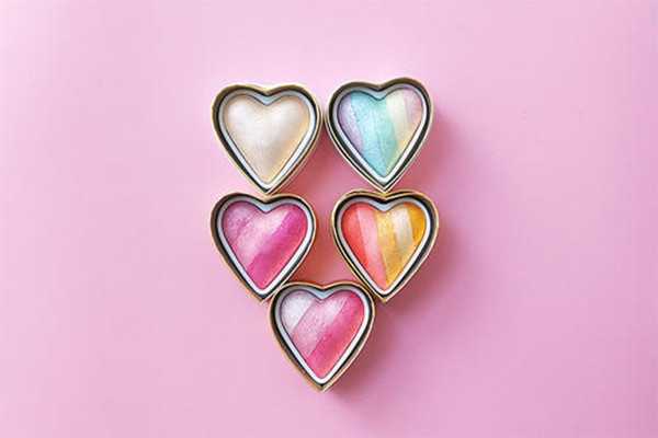 makeup revolution独角兽高光好看吗?有几种颜色 makeup revolution独角兽高光好看吗?有几种颜色