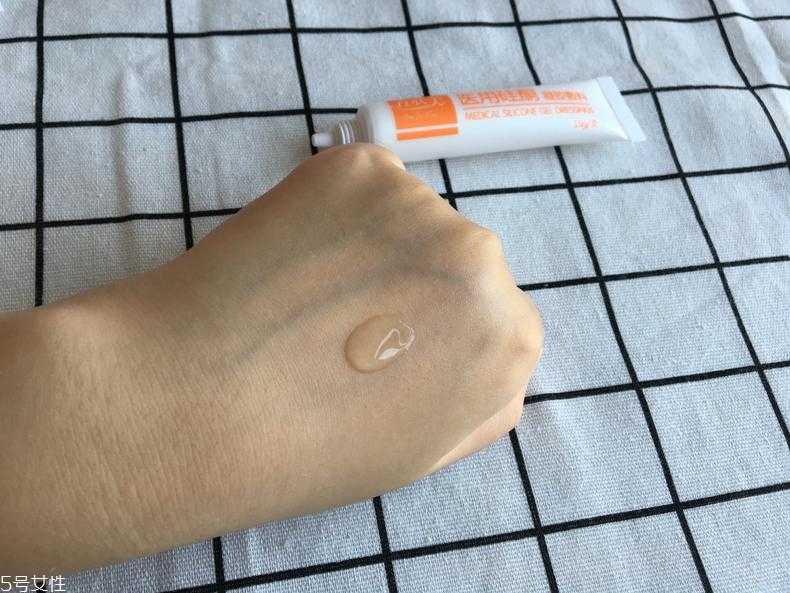 百肤美除疤效果怎么样 和新疤旧印说再见