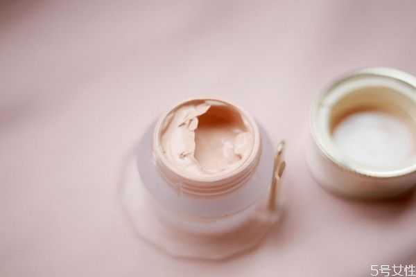 粉底霜是干嘛用的？粉底霜如何储存