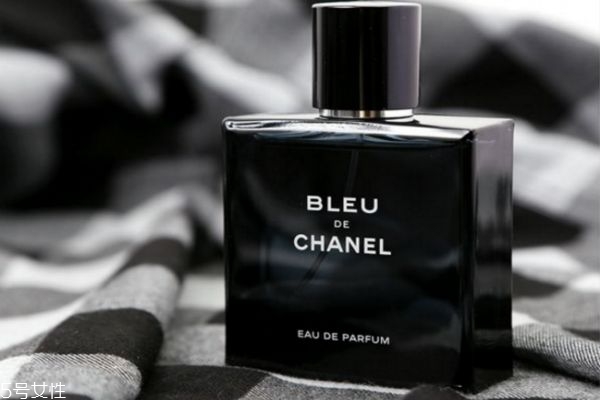 男生10大清新淡雅香水？男士淡香水什么好闻又持久