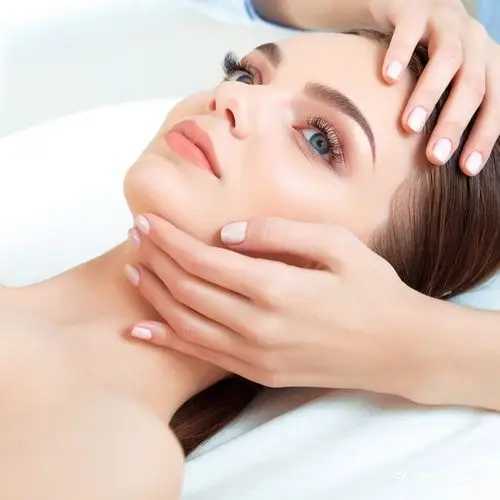 安瓶可以和其他护肤品一起使用吗?安瓶用了还要用水乳吗 安瓶可以和其他护肤品一起使用吗?安瓶用了还要用水乳吗