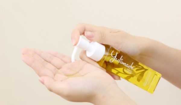 DHC卸妆油的正确使用方法