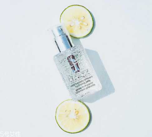 倩碧透明黄油适合肤质