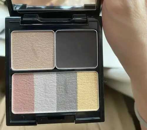 用完眉粉可以用散粉吗 用完眉粉可以用散粉吗