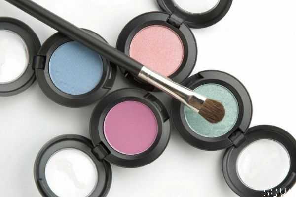 什么牌子的眼影好用?眼影有哪些品牌 什么牌子的眼影好用?眼影有哪些品牌