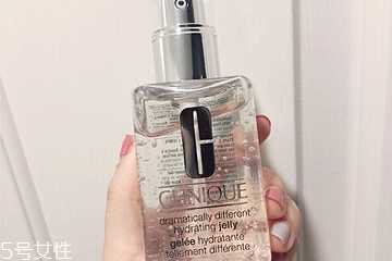 倩碧透明黄油适合肤质