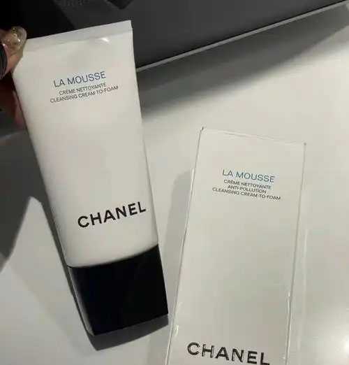 凝露有粘性好还是不粘性好用