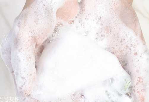 肌研洗面奶是氨基酸吗 肌研洗面奶是氨基酸吗