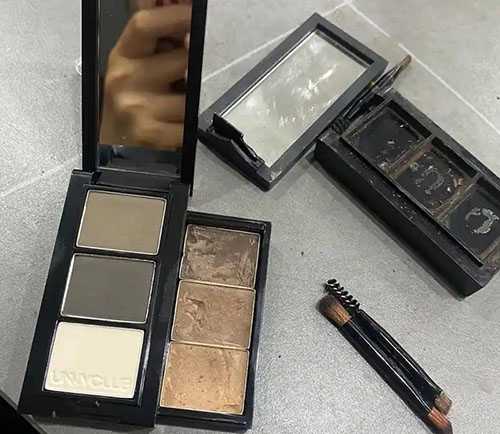 棕发的人群适合什么颜色的眉粉 棕发的人群适合什么颜色的眉粉