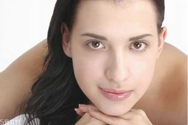 用什么方法可以去除眼袋