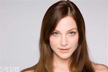 油性皮肤怎么洗脸 油性皮肤洗脸的具体步骤