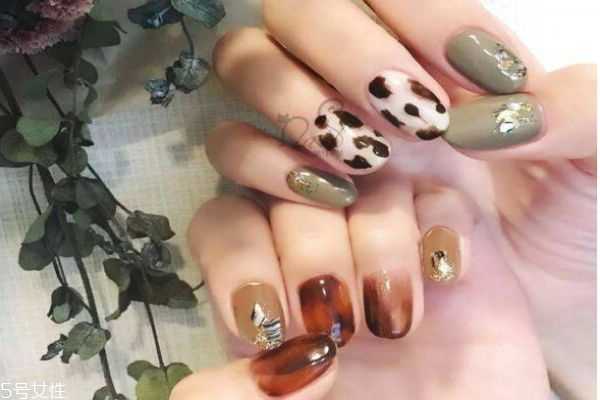 美甲的底油是什么？美甲底油有什么用