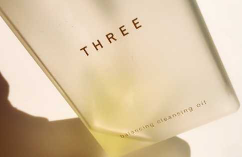 three卸妆油和fancl谁好用 three卸妆油和fancl谁好用
