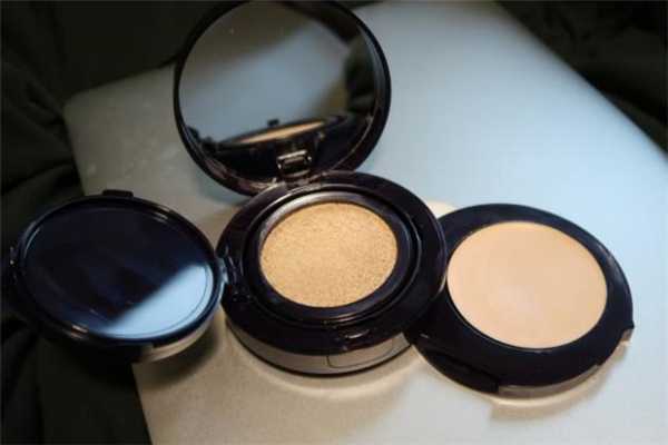 雅诗兰黛沁水气垫好用吗?沁水气垫和dw气垫哪个好用 雅诗兰黛沁水气垫好用吗?沁水气垫和dw气垫哪个好用