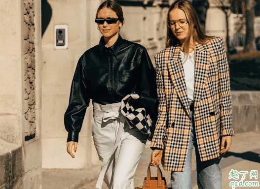 皮衣怎么穿搭 女生秋冬季皮衣搭配技巧1