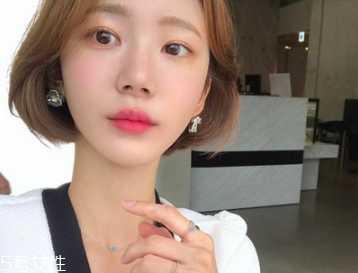 颈膜要洗吗？颈膜的正确使用方法