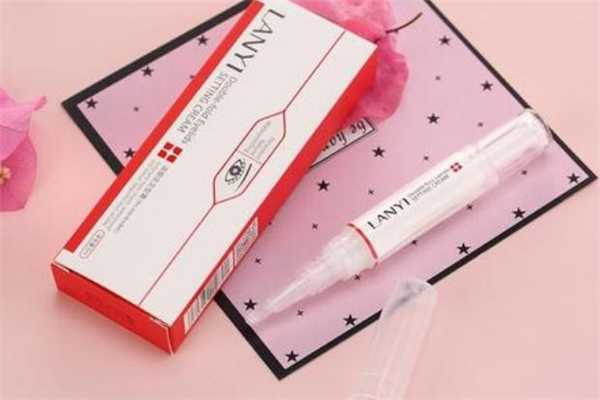 双眼皮定型霜管用吗？双眼皮定型霜和双眼皮贴哪个好